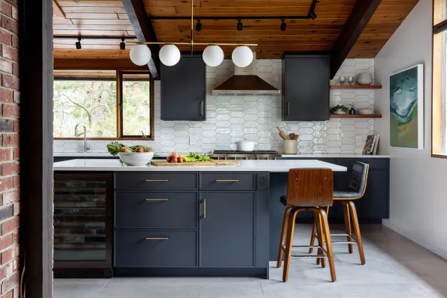 Kitchen Cove Design Co.'s portfolio of inspired kitchen transformations.