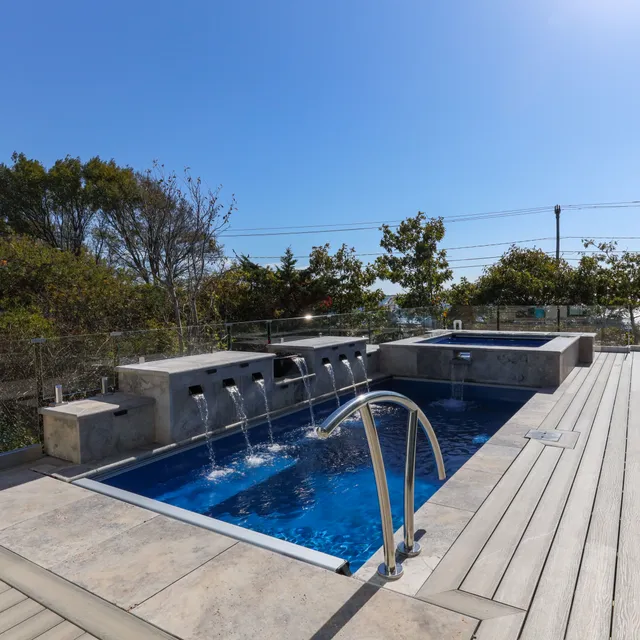 Island Pools work photo