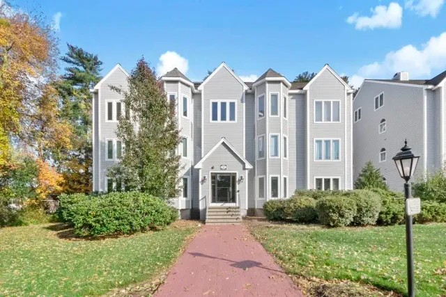 64 Kim Ter #A, Stoughton, MA 02072
