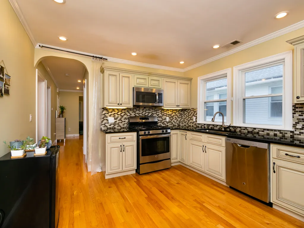 James Lynch Realtor | Real Estate in Boston
