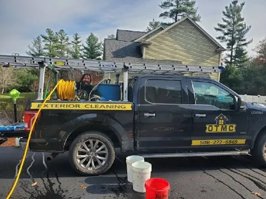 work photo from otmcexteriorcleaning.com