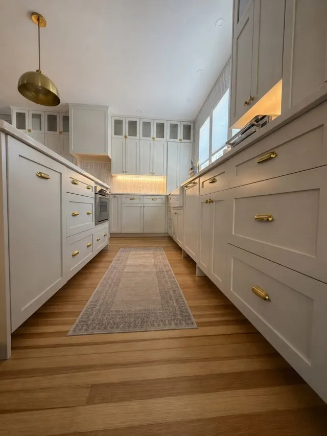 Sneak peek of a kitchen we built in-house in Portsmouth, NH. This kitchen formerly was about 30% smaller with a wall that was taken down as part of the remodel. Over 90 doors/drawer fronts in here! Team effort, with @adenilsonsalmo driving the bus with the millwork in our shop. #customkitchen #custombuilder #kitchenremodel #portsmouthnh #anyseasondesignbuild