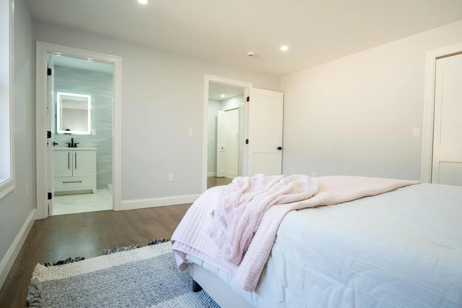 Millhawlk Design & Construction – Home Remodeling & Construction Company