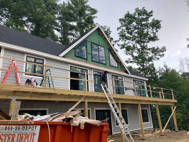 Solis Remodeling Inc.roofing siding seamless gutters Lynn Massachusetts