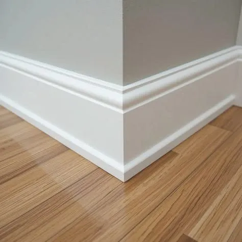 Baseboard carpentry detail