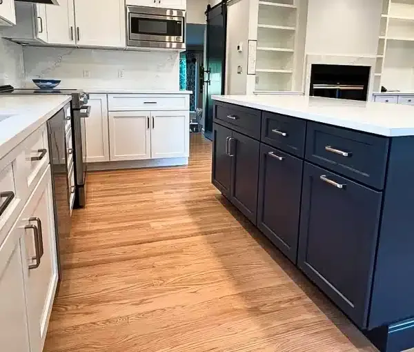 work photo from deluciohardwoodfloors.com
