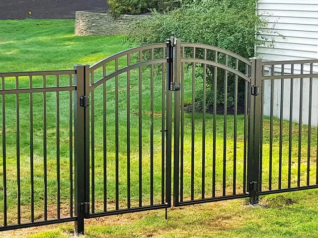 Boston Fence & Vinyl