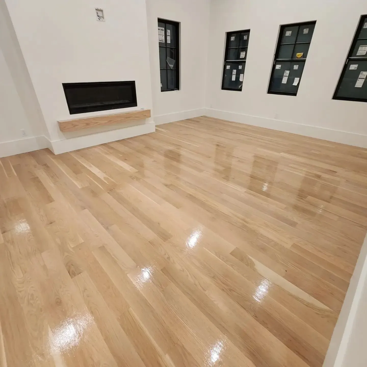 work photo from revolutionhardwoodfloor.com