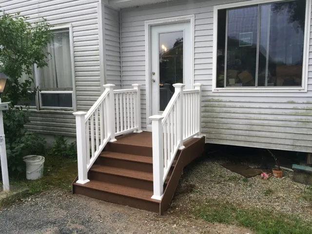 work photo from advancedcustomdecks.com