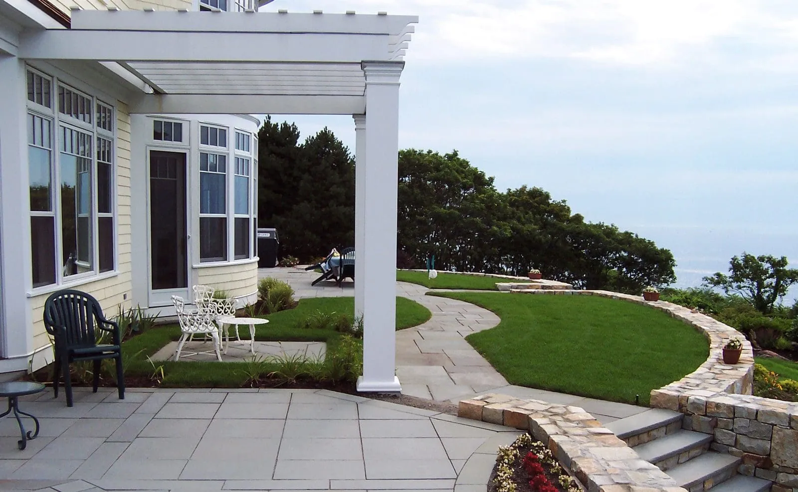Hardscapes patio bluestone seaside