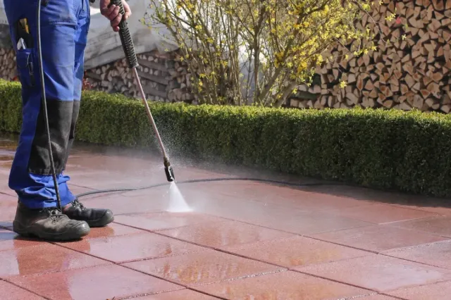 work photo from allcleaneduplandscaping.com
