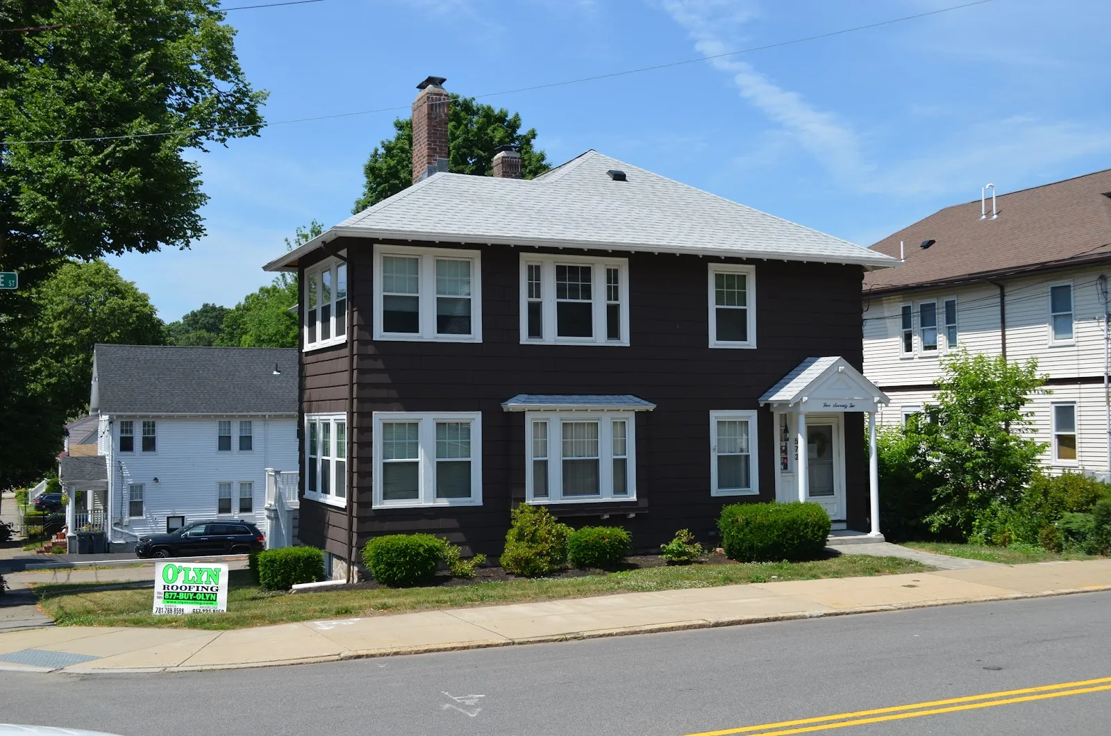 O'LYN Roofing