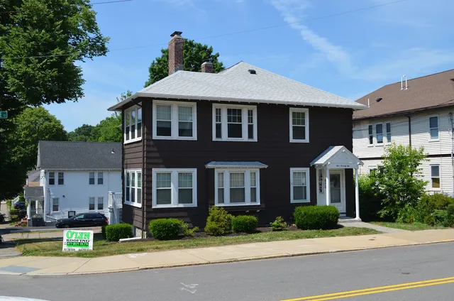 O'LYN Roofing