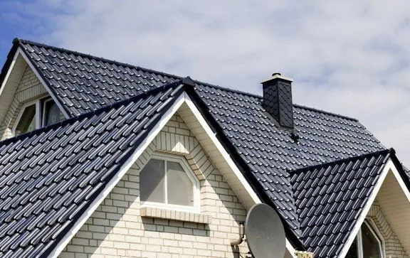 work photo from massroofingandgutters.com