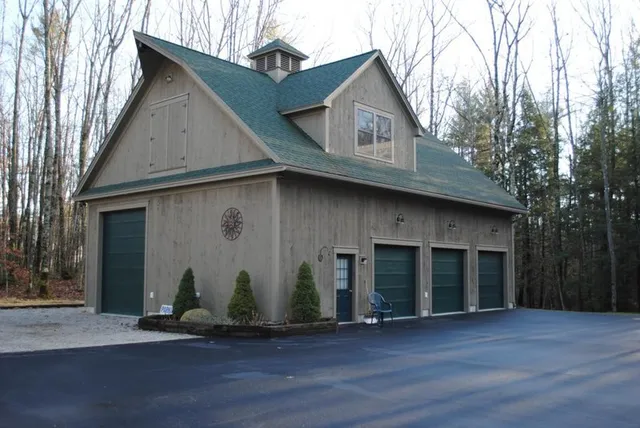work photo from tompsoncustomhomes.com