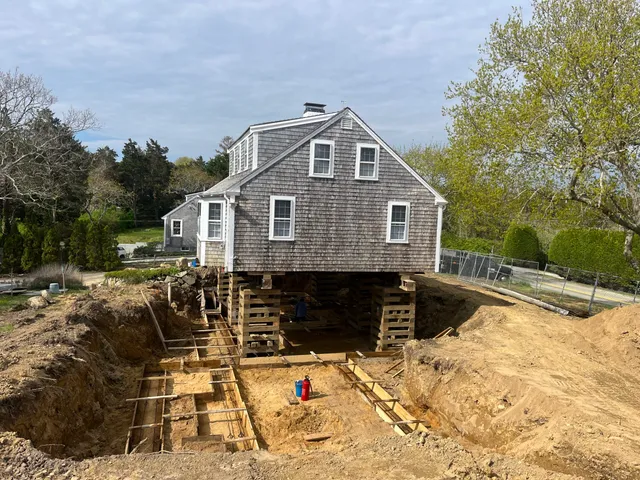 work photo from klinehouselifting.net