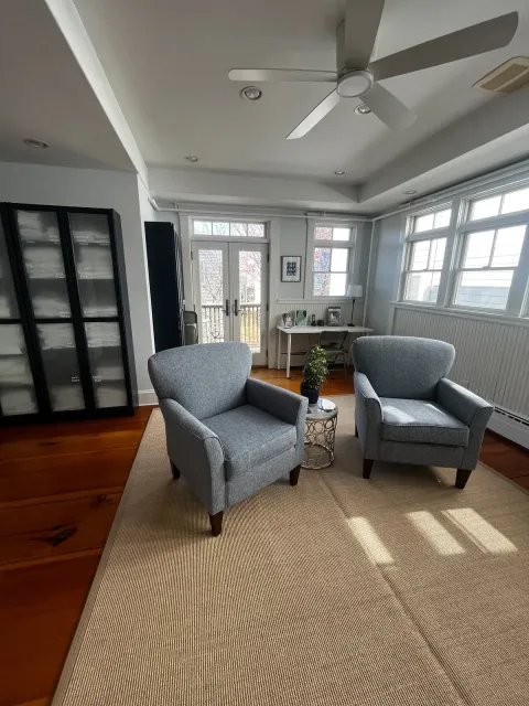 Bright finished living room after a Bee Friends clean