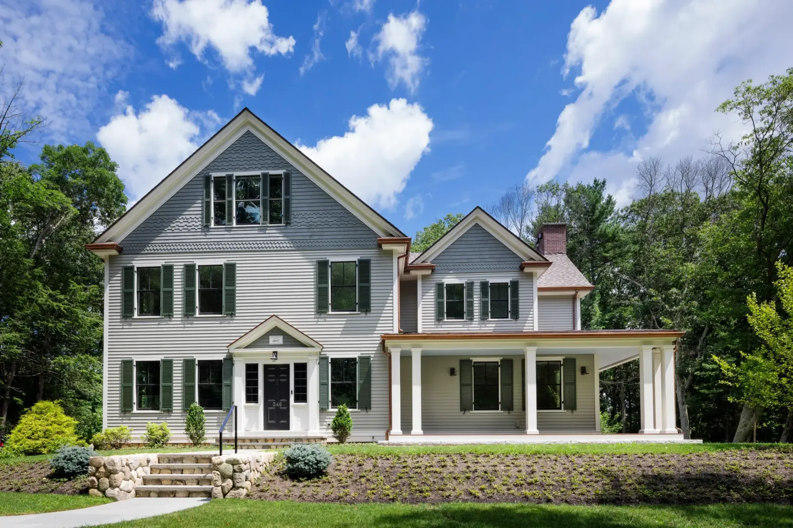 EXTERIOR 346Highland 181
