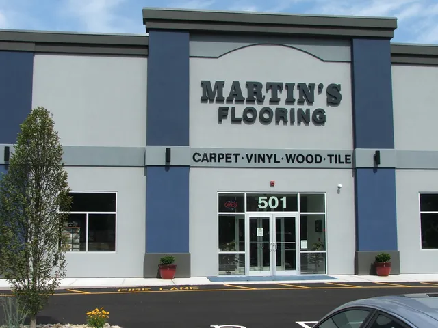 work photo from martinsfloorcovering.com