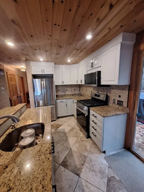 Cabinet painting in Washington, NH
