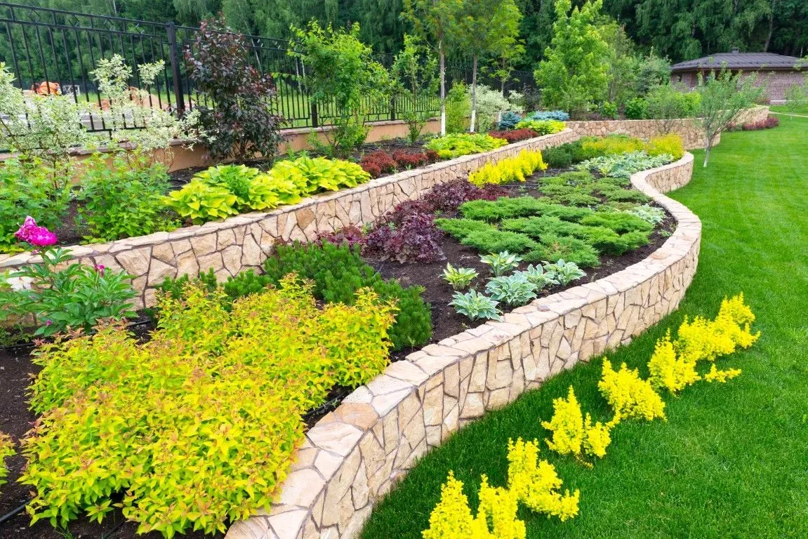 work photo from everettlandscapingpros.com