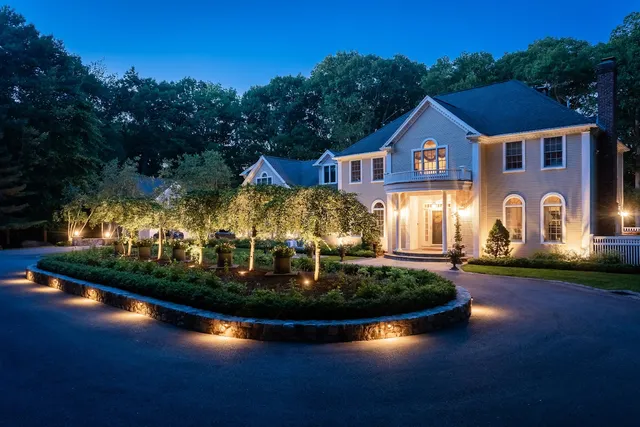 Apollo Outdoor Lighting