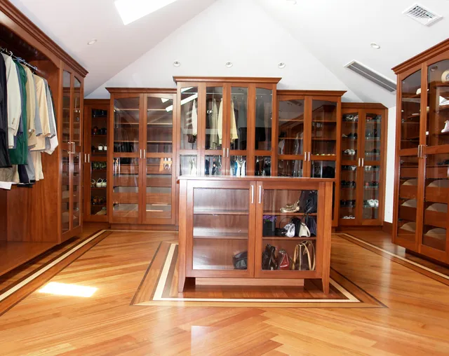 Ugol Woodworks work photo