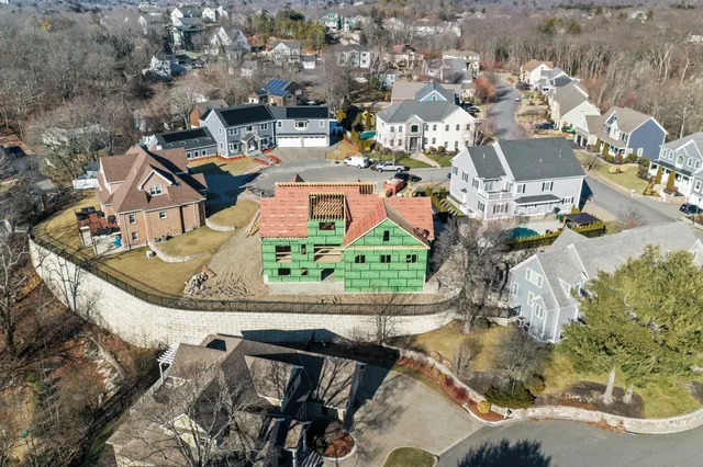 Rosalee DiScipio, Realtor - Lamacchia Realty work photo