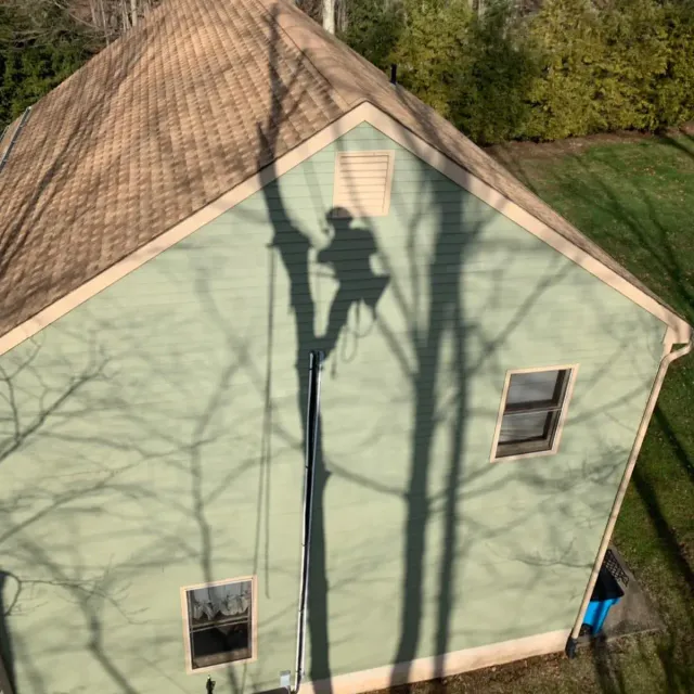 work photo from advancedtreesolutionsct.com