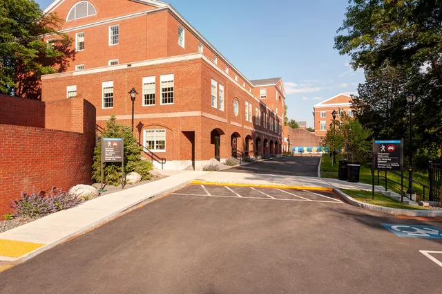 Bentley University: Jennison Portfolio Photo