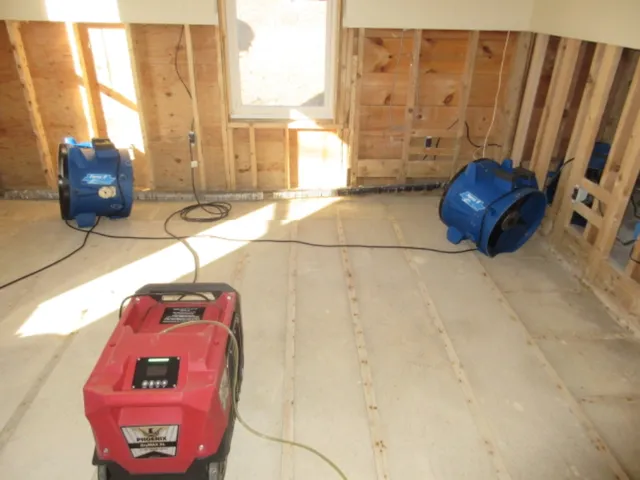 work photo from easternmoldremediation.com