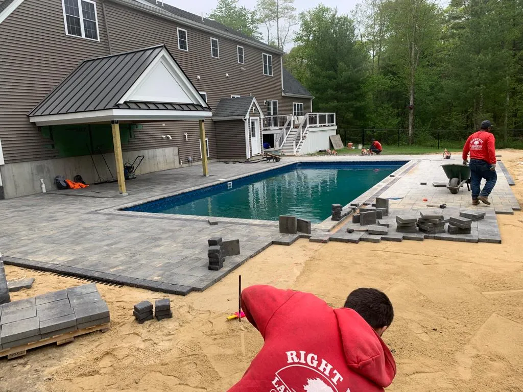 Right Way Landscaping Corp.