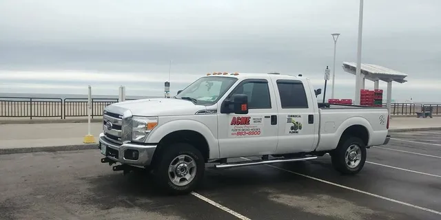 work photo from acmepressurewashing.com