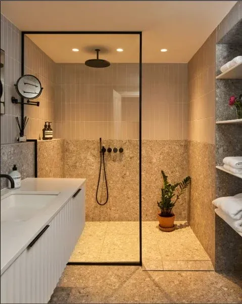 Super-Shower.jpg