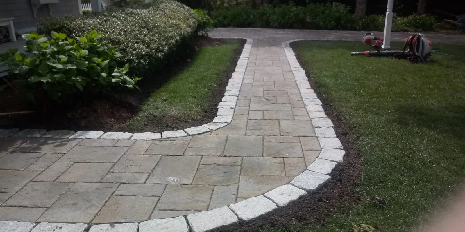 work photo from rocklandlandscapingmasonry.com