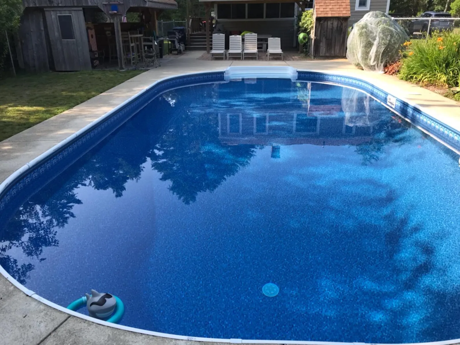 pool cleaning cape cod