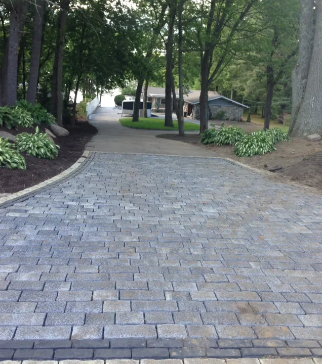 work photo from blackdiamondpaving.us