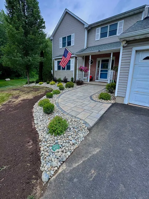 work photo from maylandscapingllc.com