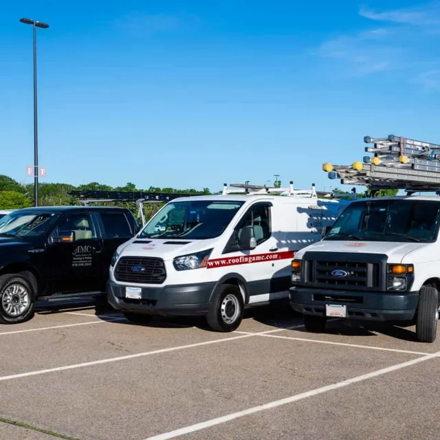 Roofing technicians