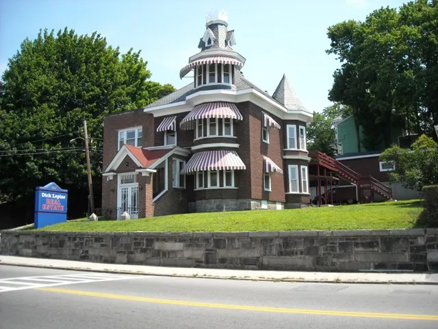 Dick Lepine Real Estate Inc work photo