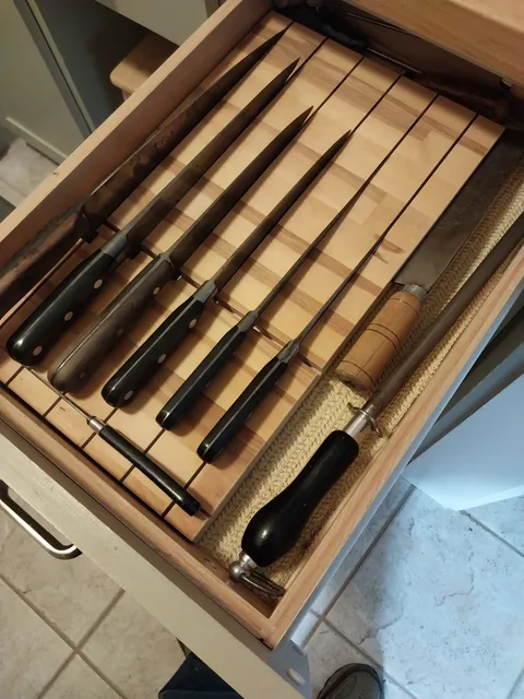 work photo from dovetail-woodworks.com