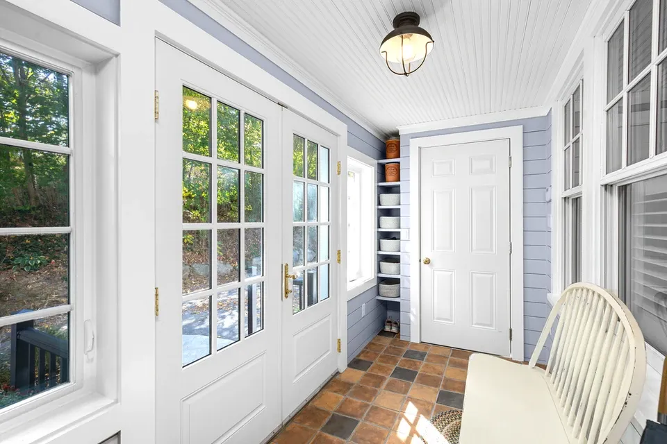 entryway expansion