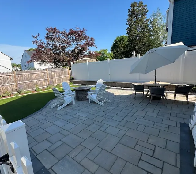 Patio 2.jpg