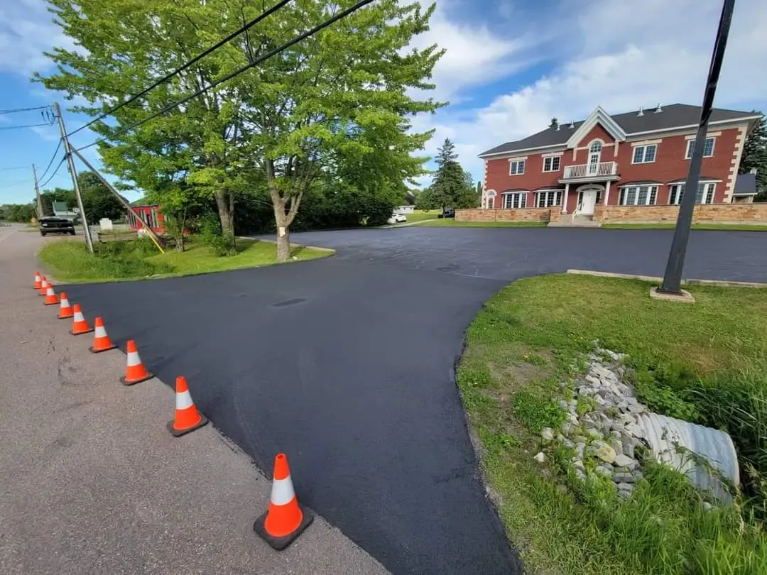 work photo from bostonsbestasphaltandconstruction.com