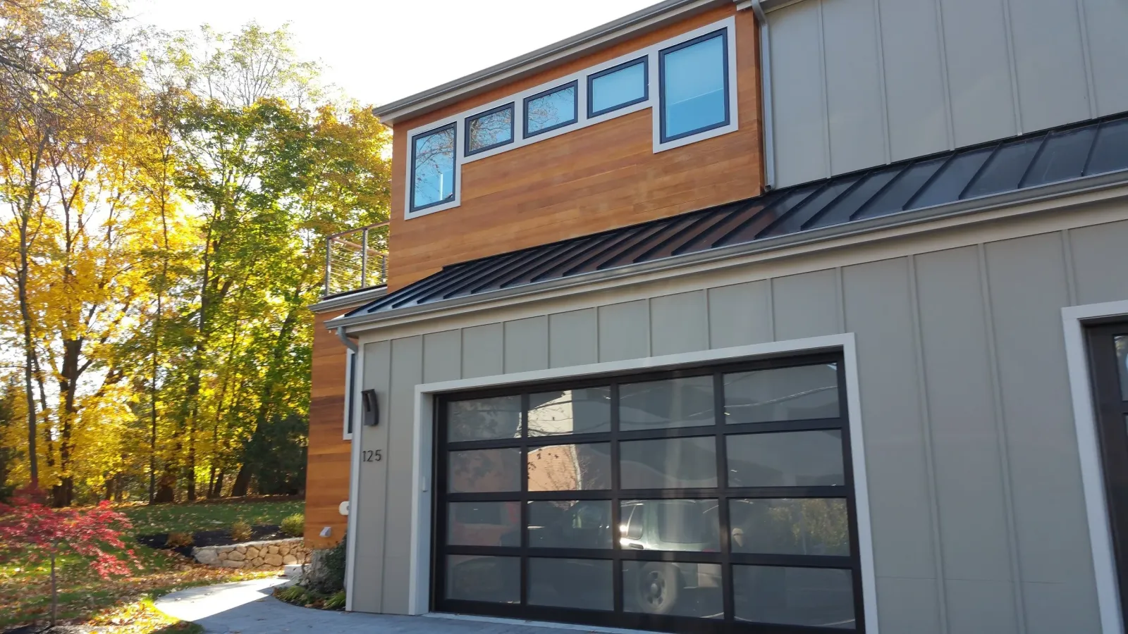 125 Florence Exterior Front