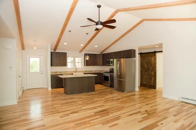 Marbled Oak work photo
