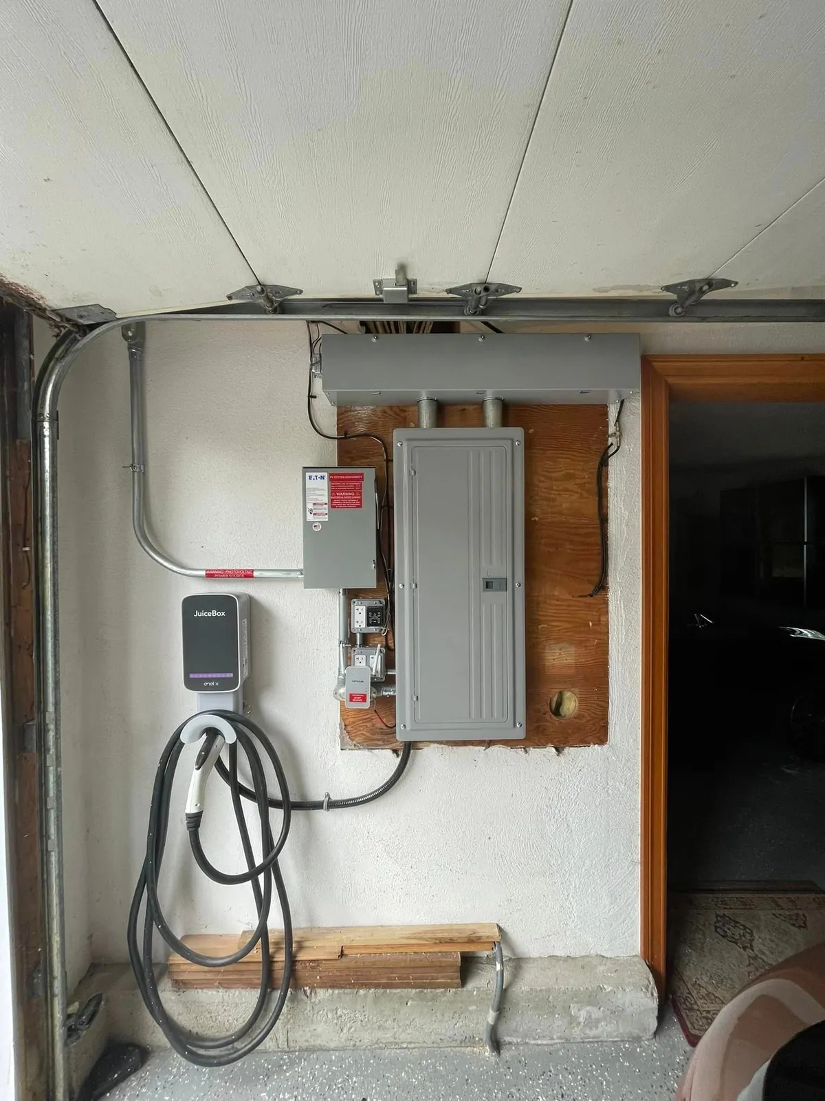 work photo from kssantoselectric.com