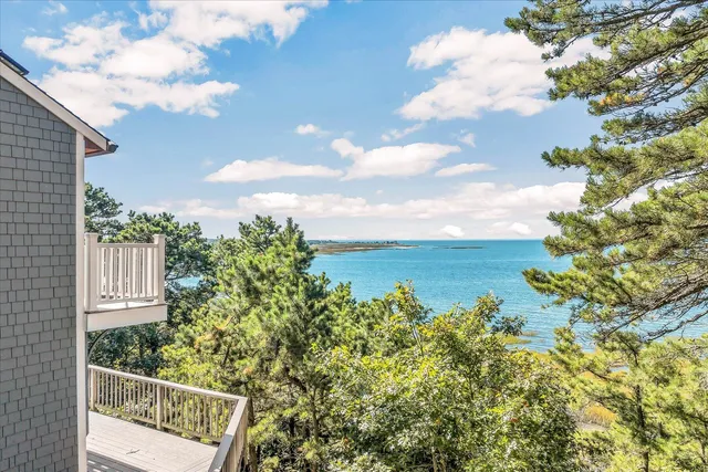 90 Ring Road Wellfleet MA 02667