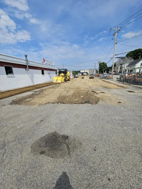 work photo from manchesterpavingandsealcoating.com