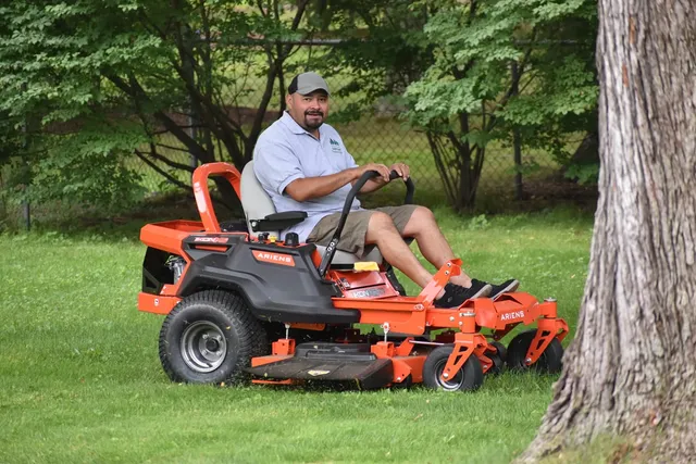 Sammy's Lawns work photo